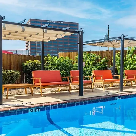 Work Remotely In This Affordable One Bed One Bath